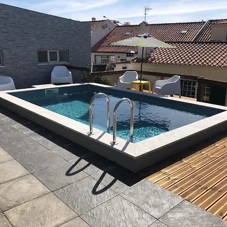 Δωμάτια σε οικογενειακή κατοικία Sun House - Near - Kitchen - Pool Σίντρα