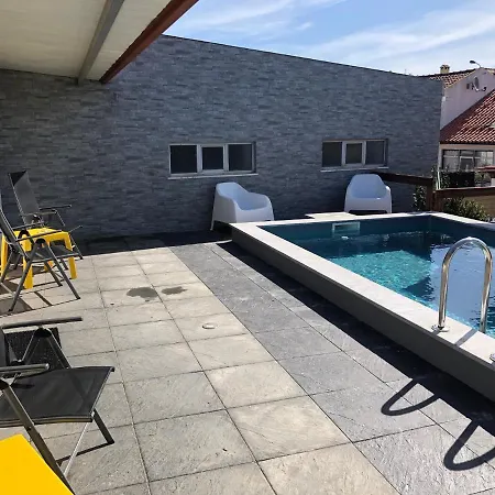 Проживание в семье Sun House - Pool & Kitchen - Near Sintra *