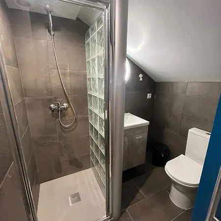 Sun House - Near - Kitchen - Pool Habitación en casa particular Sintra