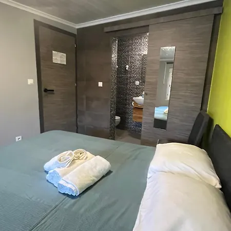 Sun House - Near - Kitchen - Pool * Σίντρα