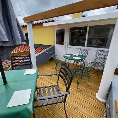 Проживание в семье Sun House - Pool & Kitchen - Near Sintra *