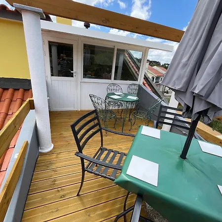 Проживание в семье Sun House - Pool & Kitchen - Near Sintra *